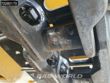 Escavadora de rastos 2025 Caterpillar 313 GC (32)