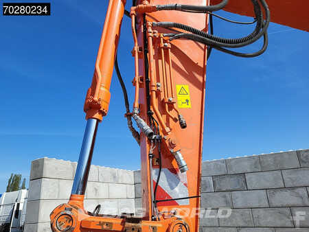 Mobilní bagry 2017 Hitachi ZX170W -6 GERMAN MACHINE (16)