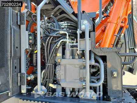 Mobilní bagry 2017 Hitachi ZX170W -6 GERMAN MACHINE (32)