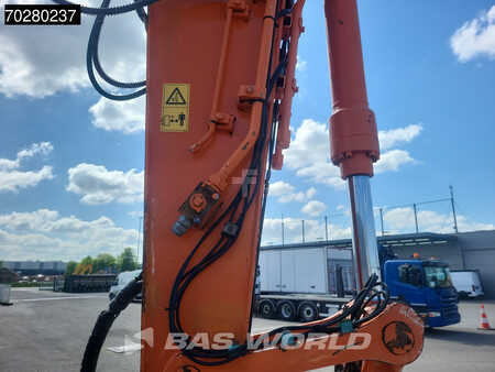Mobiele graafmachines 2008 Hitachi ZX170W -3 (14)