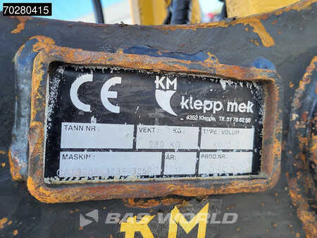 Koparki gąsienicowe 2017 Caterpillar 325 F L (11)