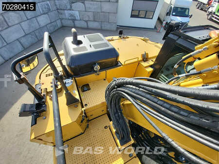 Koparki gąsienicowe 2017 Caterpillar 325 F L (16)