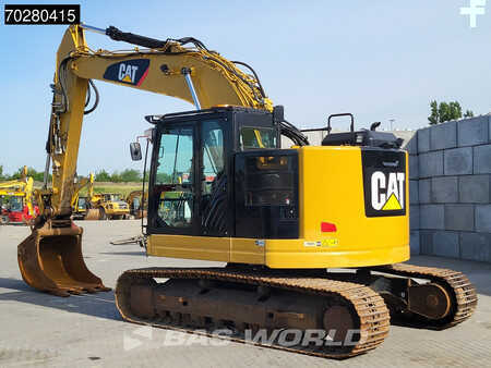 Koparki gąsienicowe 2017 Caterpillar 325 F L (2)