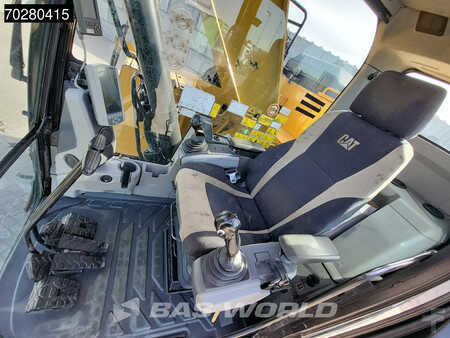Koparki gąsienicowe 2017 Caterpillar 325 F L (29)