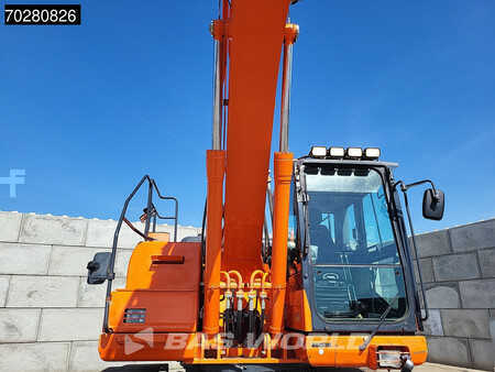 Korečková rýpadla 2016 Komatsu PC210 LC-10 (20)