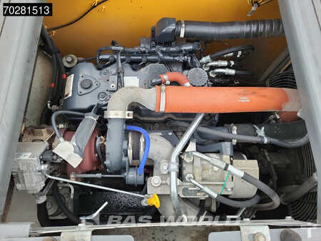 Hydraulic Excavators 2019 Liebherr R922 LC (17)
