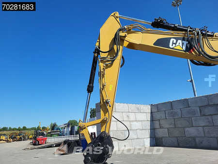 Koparki gąsienicowe 2018 Caterpillar 325 F L 3 BUCKETS (10)