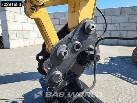 Koparki gąsienicowe 2018 Caterpillar 325 F L 3 BUCKETS (16)
