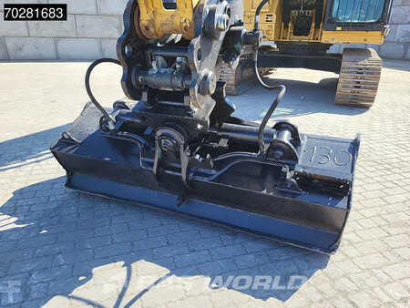 Koparki gąsienicowe 2018 Caterpillar 325 F L 3 BUCKETS (18)