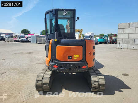 Minigraver 2020 Hitachi ZX55 U-6 CLR A/C - 3 BUCKETS (6)