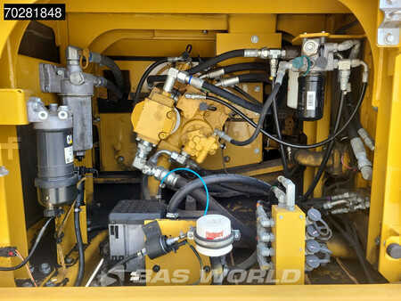 Caterpillar 326 F L
