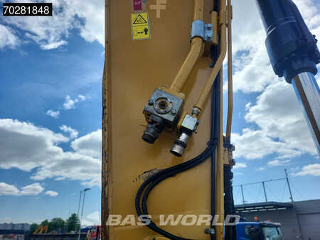 Kettenbagger 2018 Caterpillar 326 F L (8)