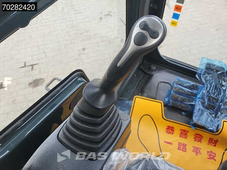 Telakaivinkoneet  2025 Hyundai HX130 N A/C (30)