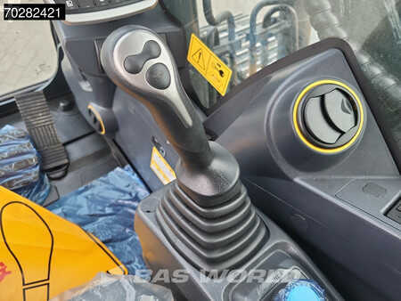 Telakaivinkoneet  2025 Hyundai HX130 N A/C (31)