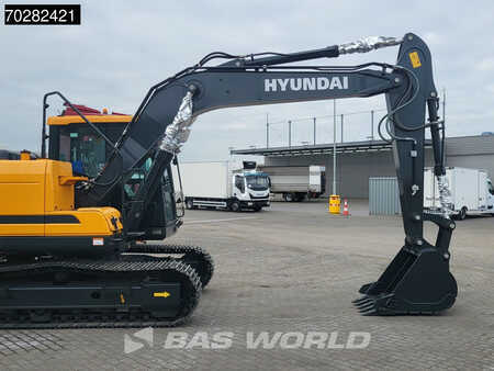 Telakaivinkoneet  2025 Hyundai HX130 N A/C (8)