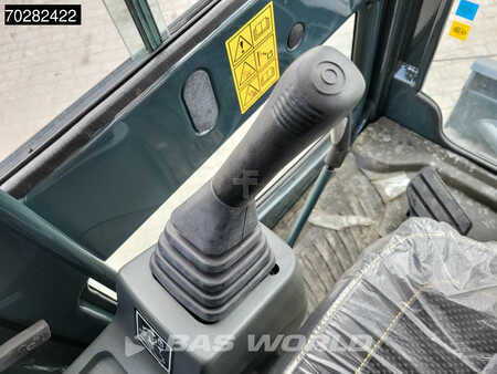 Minikaivinkoneet 2024 Hyundai HX80 N A/C - NEW UNUSED (31)