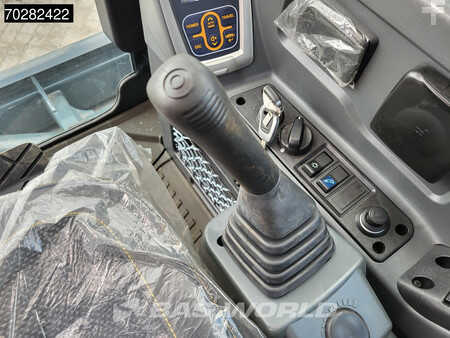 Minikaivinkoneet 2024 Hyundai HX80 N A/C - NEW UNUSED (33)