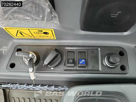 Minikaivinkoneet 2024 Hyundai HX60 PRON A/C (28)