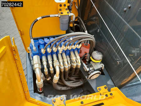 Minikaivinkoneet 2024 Hyundai HX60 PRON A/C (14)
