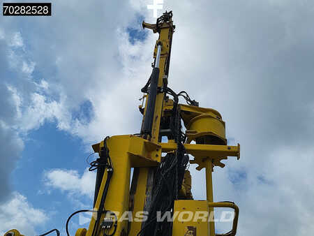 Wiertnice studzienne 2007 Atlas Copco ROC F9-CR (24)