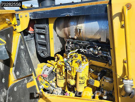 Telaketjupuskutraktorit 2015 Caterpillar D8 T CE CERTIFIED - D8T (27)