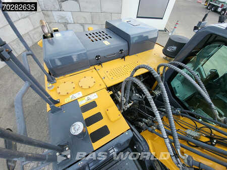Beltegraver 2019 XCMG XE210 E XE210 OIL QUICK (13)