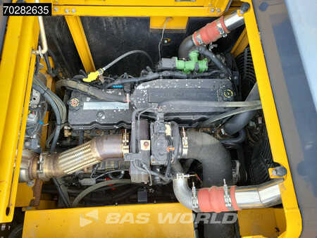 Beltegraver 2019 XCMG XE210 E XE210 OIL QUICK (15)