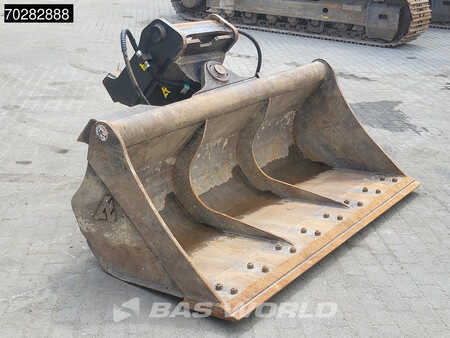 Excavadoras de cadenas 2022 Doosan DX225 LC-7 4 BUCKETS (26)