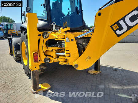 Rigid Backhoe Loader 2019 JCB 3CX TELESCOPIC STICK - 3 BUCKETS (12)