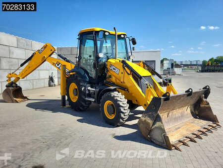 Rigid Backhoe Loader 2019 JCB 3CX TELESCOPIC STICK - 3 BUCKETS (15)