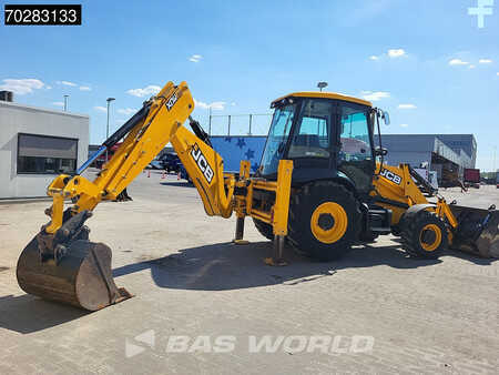 Rigid Backhoe Loader 2019 JCB 3CX TELESCOPIC STICK - 3 BUCKETS (17)