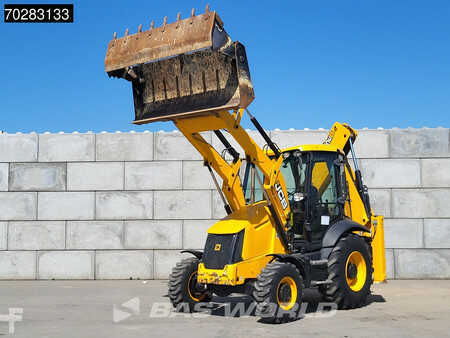 Rigid Backhoe Loader 2019 JCB 3CX TELESCOPIC STICK - 3 BUCKETS (3)