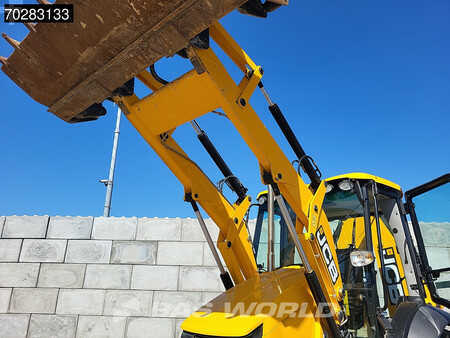 Rigid Backhoe Loader 2019 JCB 3CX TELESCOPIC STICK - 3 BUCKETS (5)