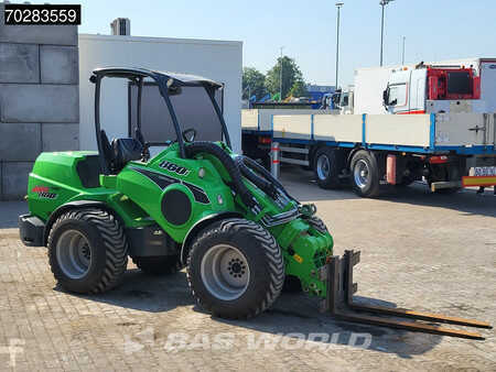 Radlader 2022 Avant M860i ATTACHMENTS INCLUDED (11)
