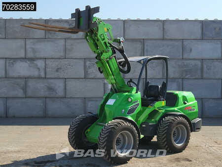 Radlader 2022 Avant M860i ATTACHMENTS INCLUDED (2)