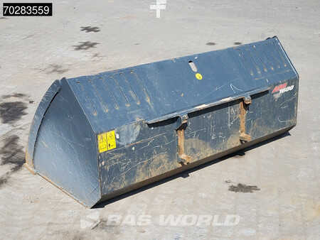 Radlader 2022 Avant M860i ATTACHMENTS INCLUDED (20)