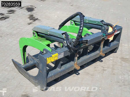 Radlader 2022 Avant M860i ATTACHMENTS INCLUDED (27)