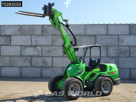 Radlader 2022 Avant M860i ATTACHMENTS INCLUDED (3)