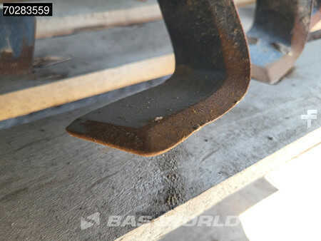 Radlader 2022 Avant M860i ATTACHMENTS INCLUDED (33)
