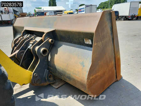 Radlader 2008 New Holland Construction W270 (10)