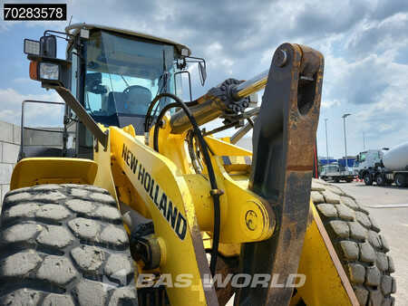 Radlader 2008 New Holland Construction W270 (15)