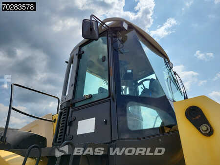 Radlader 2008 New Holland Construction W270 (19)