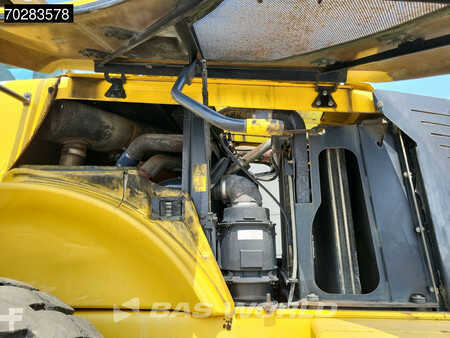 Radlader 2008 New Holland Construction W270 (20)