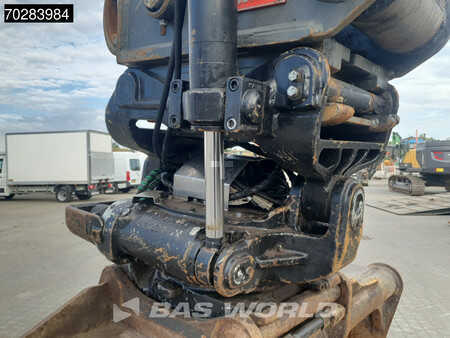 Kettenbagger 2015 Volvo EC300 E L OILQUICK - LEICA (17)