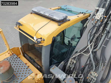 Kettenbagger 2015 Volvo EC300 E L OILQUICK - LEICA (28)