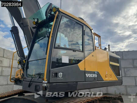 Kettenbagger 2015 Volvo EC300 E L OILQUICK - LEICA (33)
