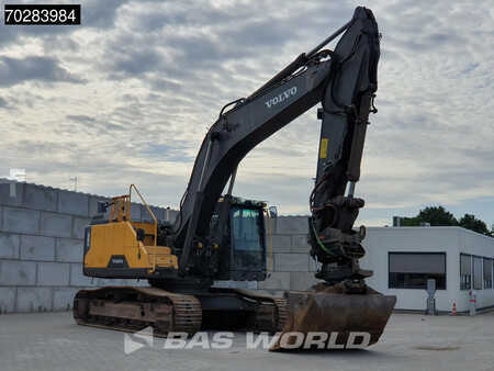 Kettenbagger 2015 Volvo EC300 E L OILQUICK - LEICA (8)