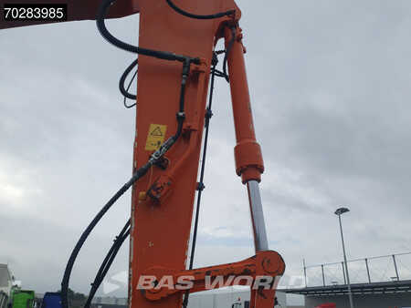 Mobilbagger 2010 Hitachi ZX140W -3 OUTRIGGERS - ROTOTILT (10)
