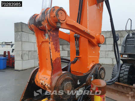 Mobilbagger 2010 Hitachi ZX140W -3 OUTRIGGERS - ROTOTILT (13)