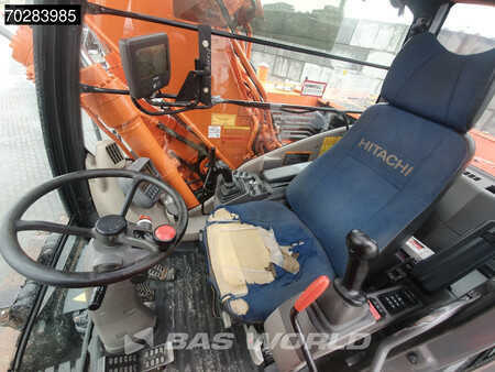 Mobilbagger 2010 Hitachi ZX140W -3 OUTRIGGERS - ROTOTILT (37)